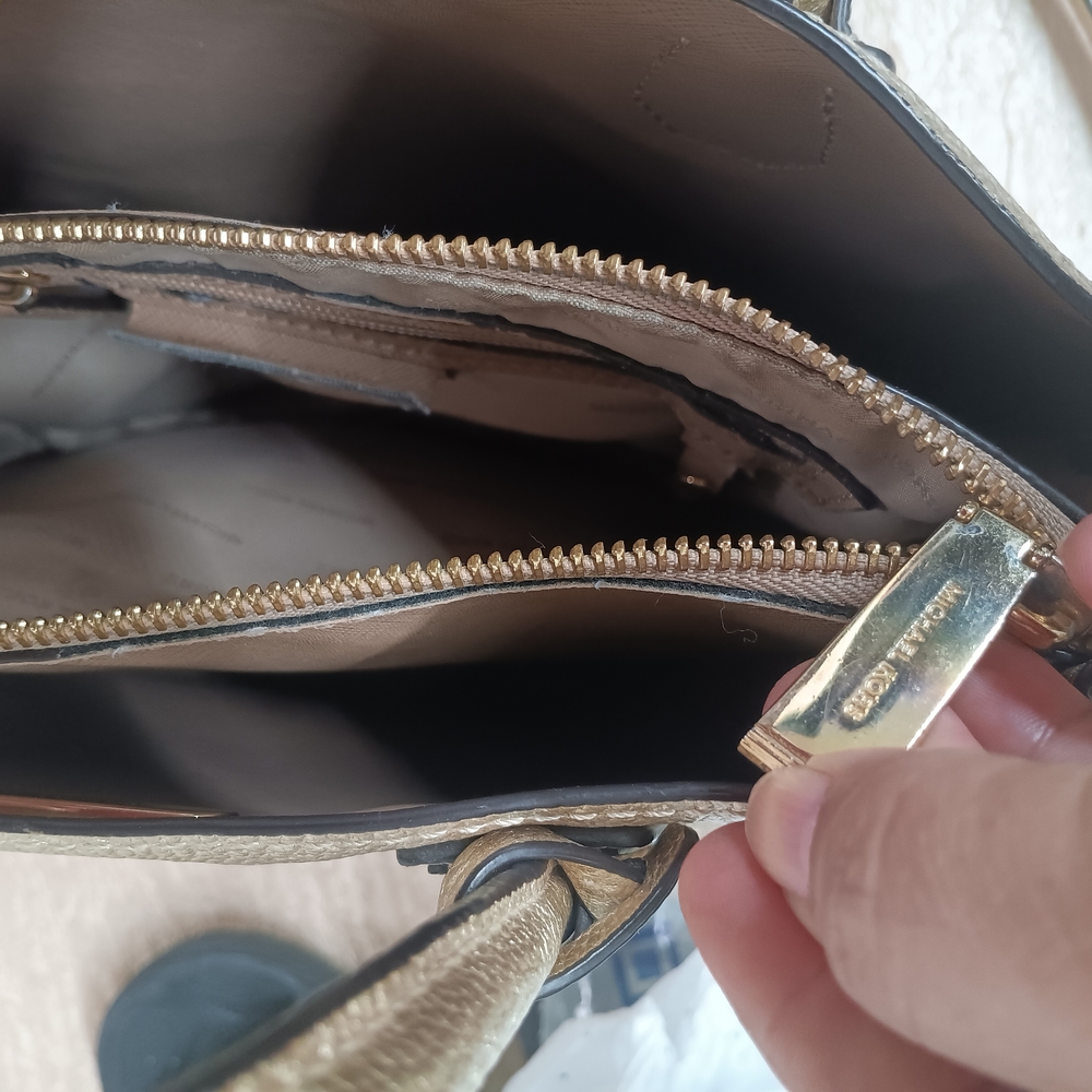 Michael Kors Gold Leather Tote Bag - Picture 12 of 16